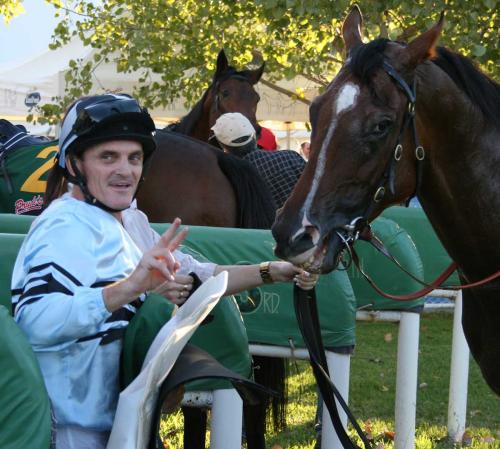 Gunnedah-Dale-Spriggs-Cup-win-Campeche-Chisi-Park-Phgraphics